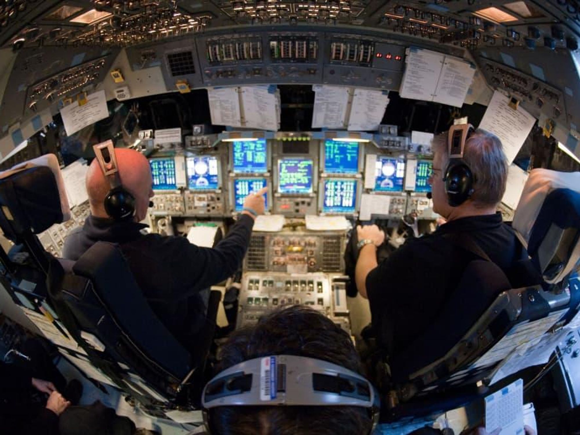 NASA space shuttle simulator lone star flight museum mark kelly