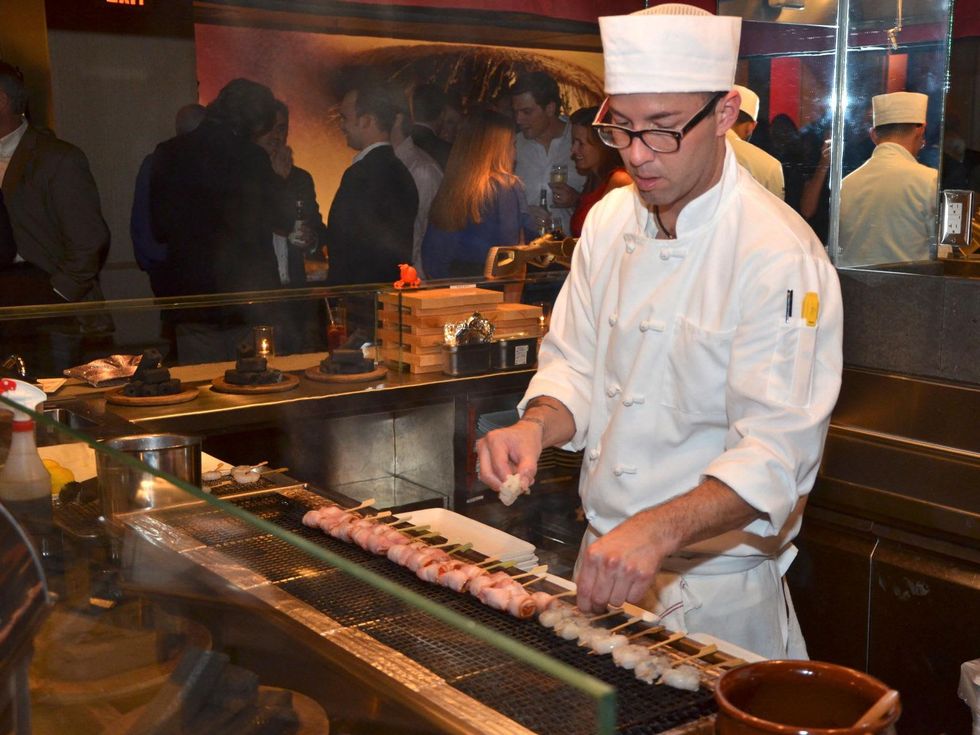 News_17_Katsuya opening_March 2012_sushi chef