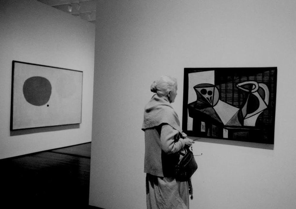 News_30_The Menil Collection opening, June 3, 1987_Dominique de Menil in the 20th Century Galleries