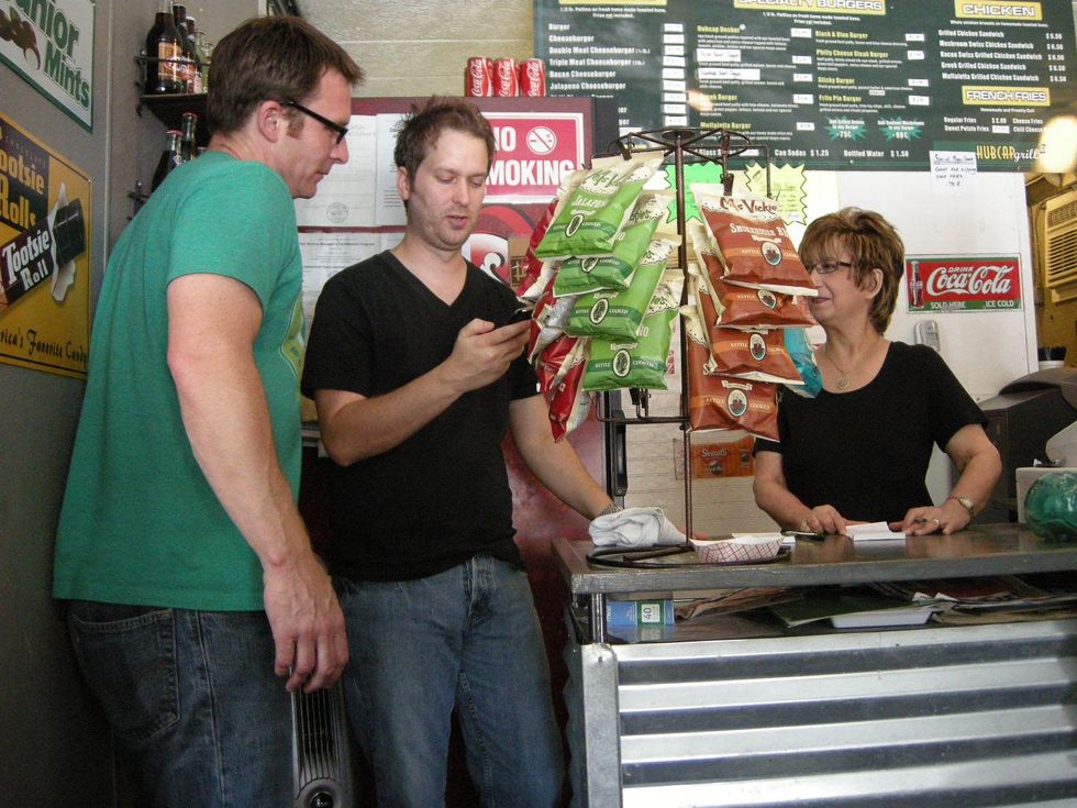 News_America's Best Bites_Hubcap filming