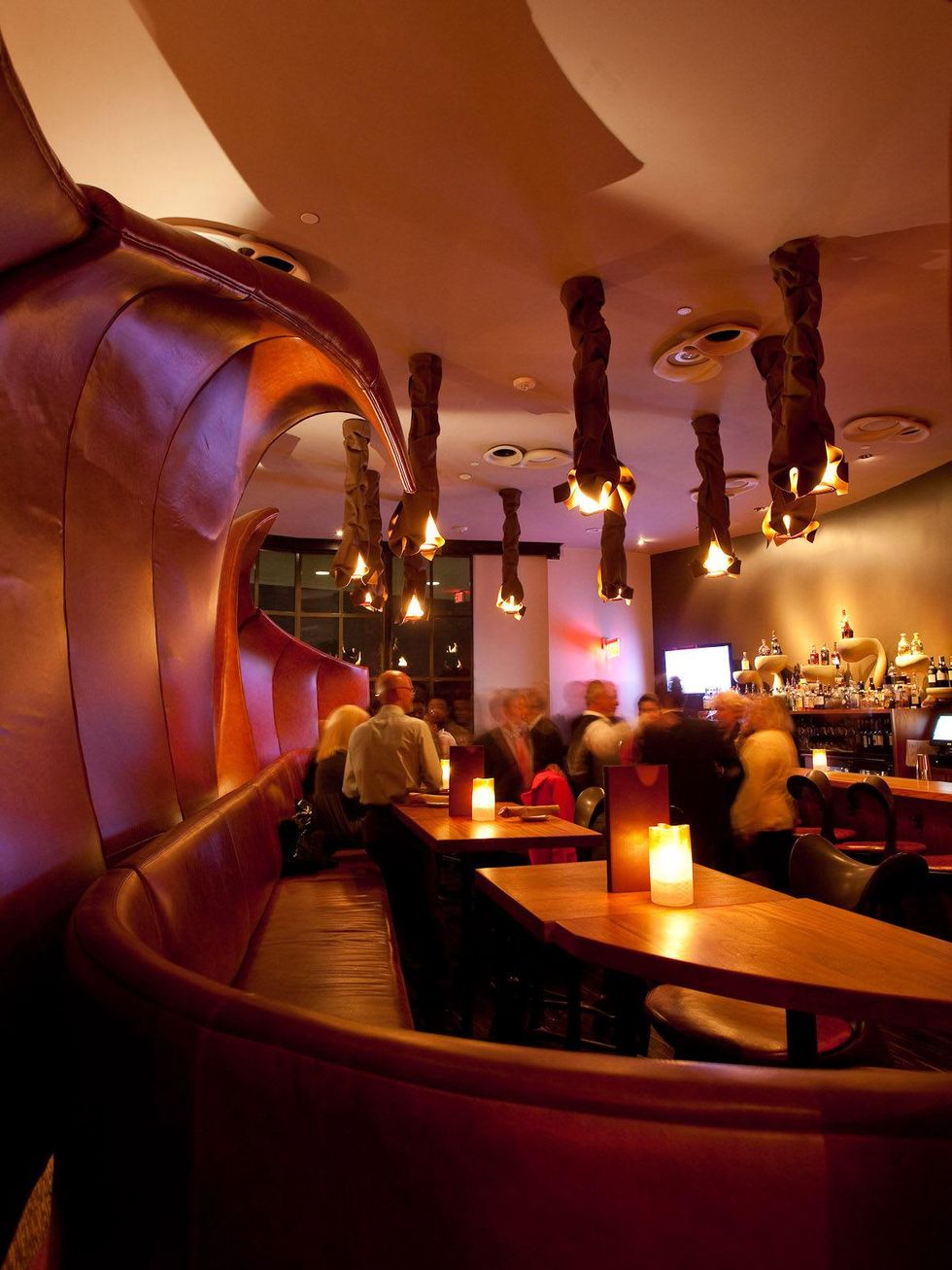 News_Americas River Oaks, interior