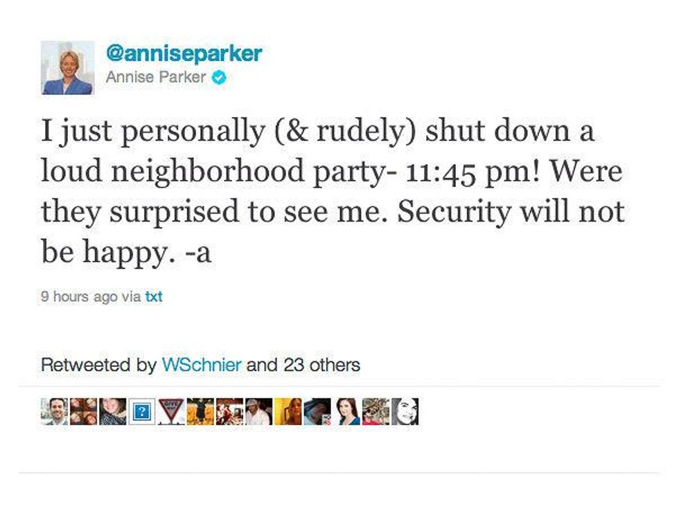 News_Annise Parker_tweet_shut down party