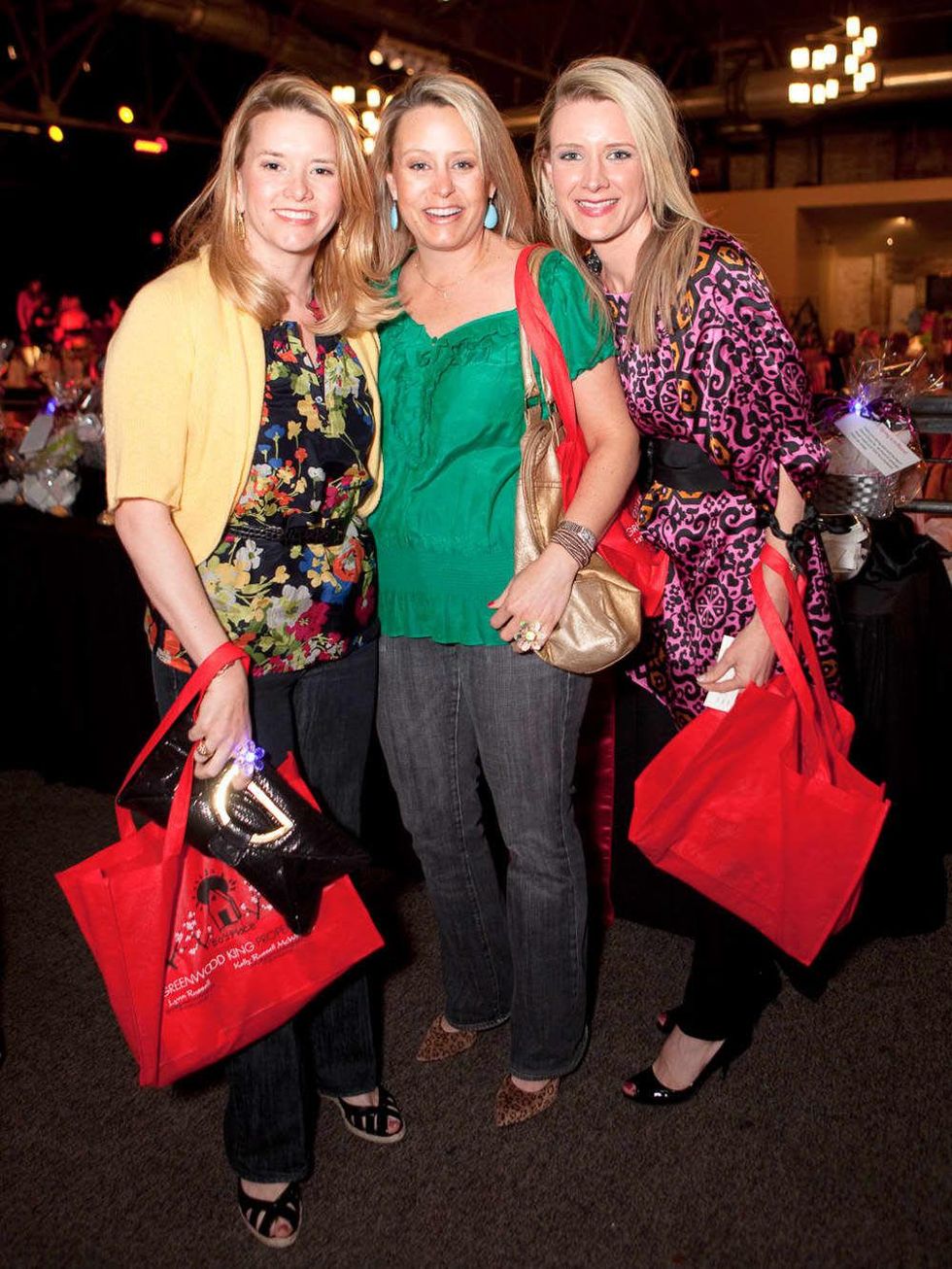 News_Bo's Place_March 2010_three girls