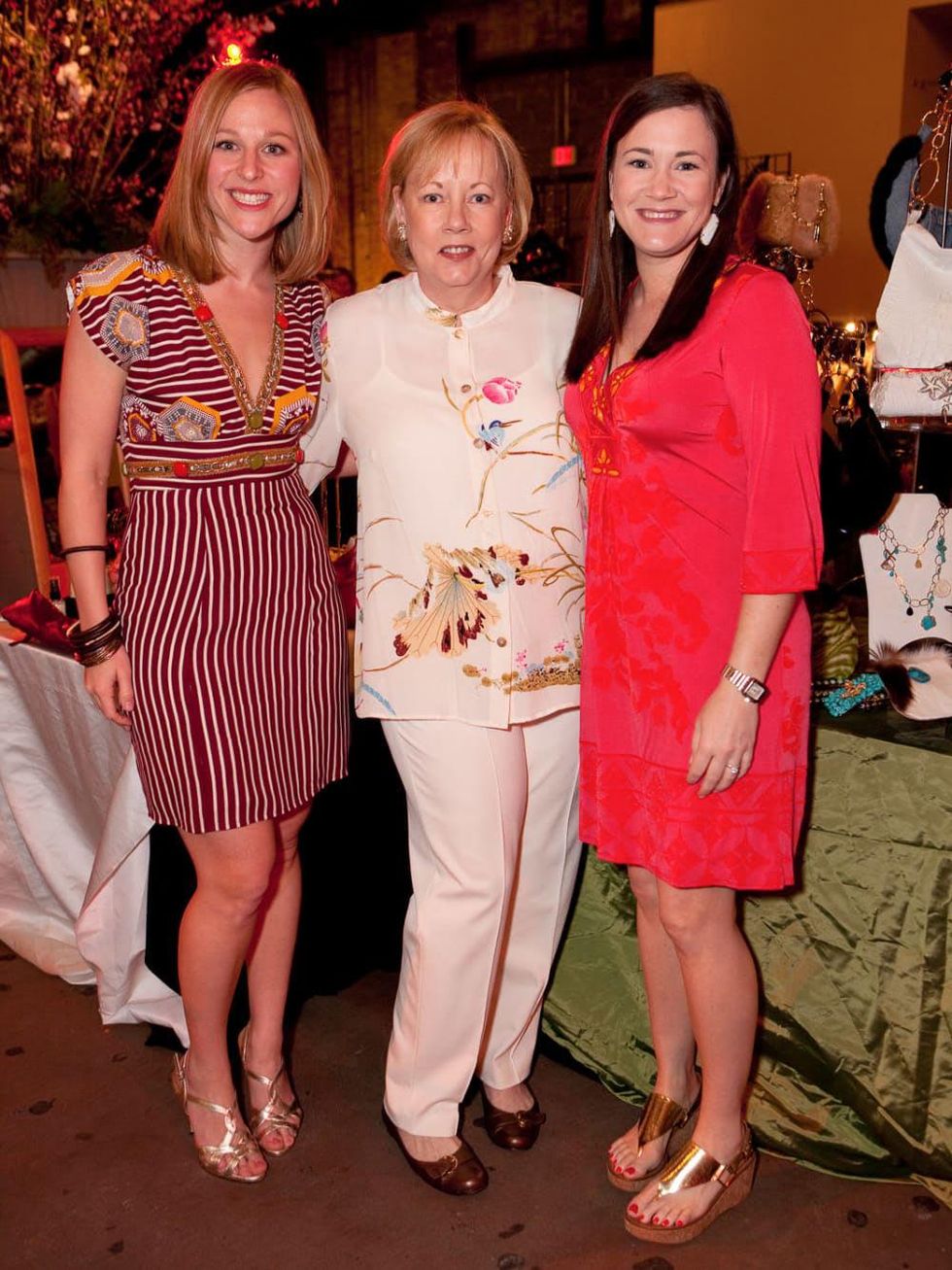 News_Bo's Place_March 2010_Whitney Russell_Lynn Russell_Kelly McWherter