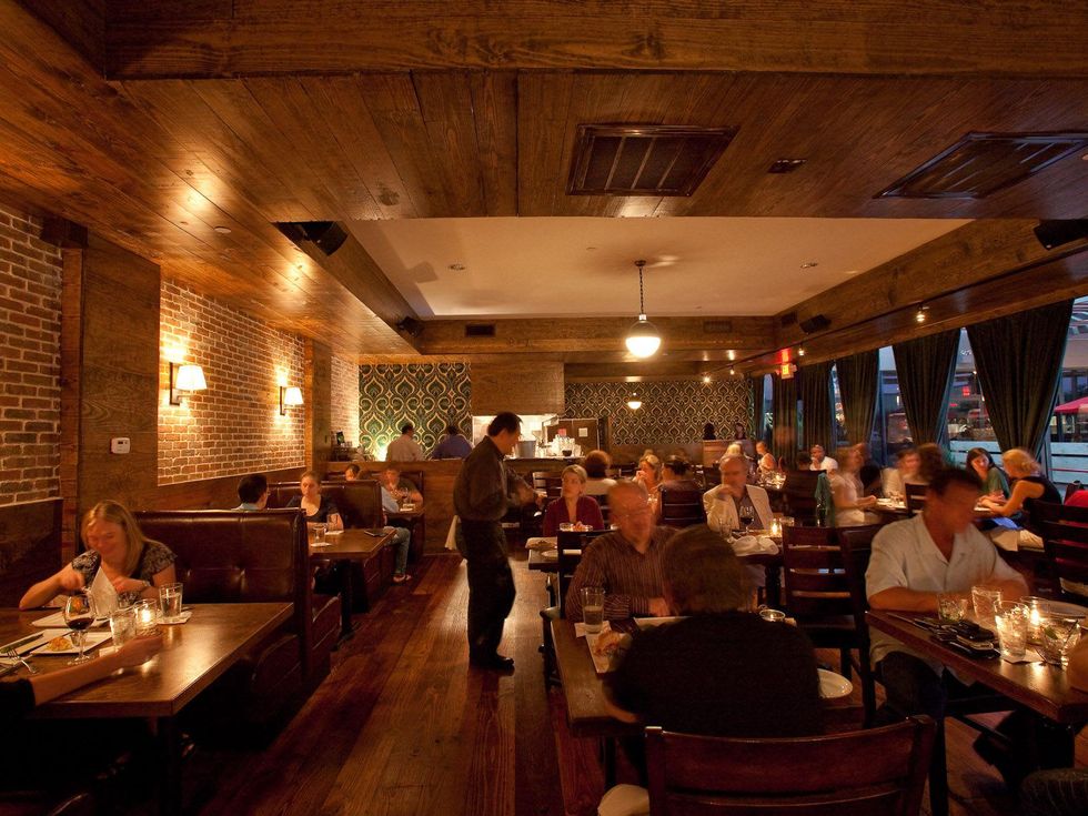 News, Branch Water Tavern, dining room