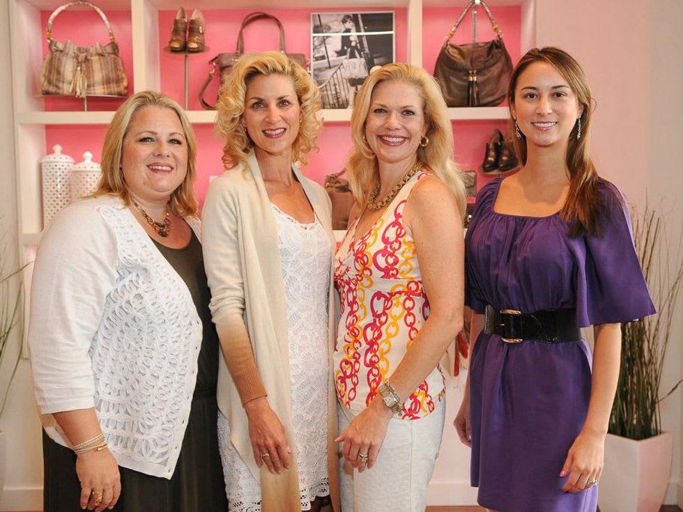 News_Elaine Turner for TUTS_August 2011_Meredith Tcholakian_Paula Mott_Amy G. Pierce_Shelley Smith