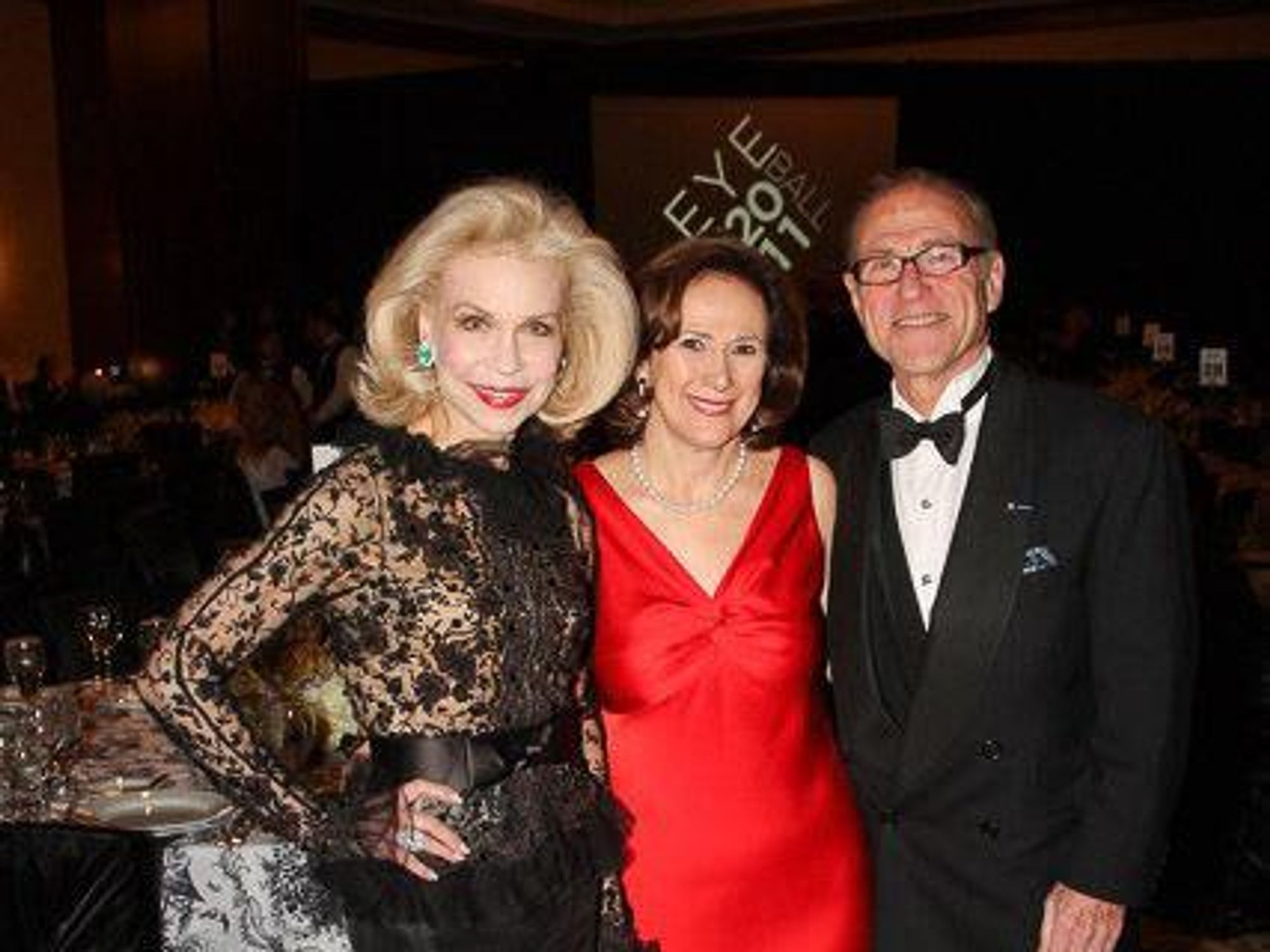 News_Eye Ball 2011_Lynn Wyatt_Franelle Rogers_Robert Sakowitz