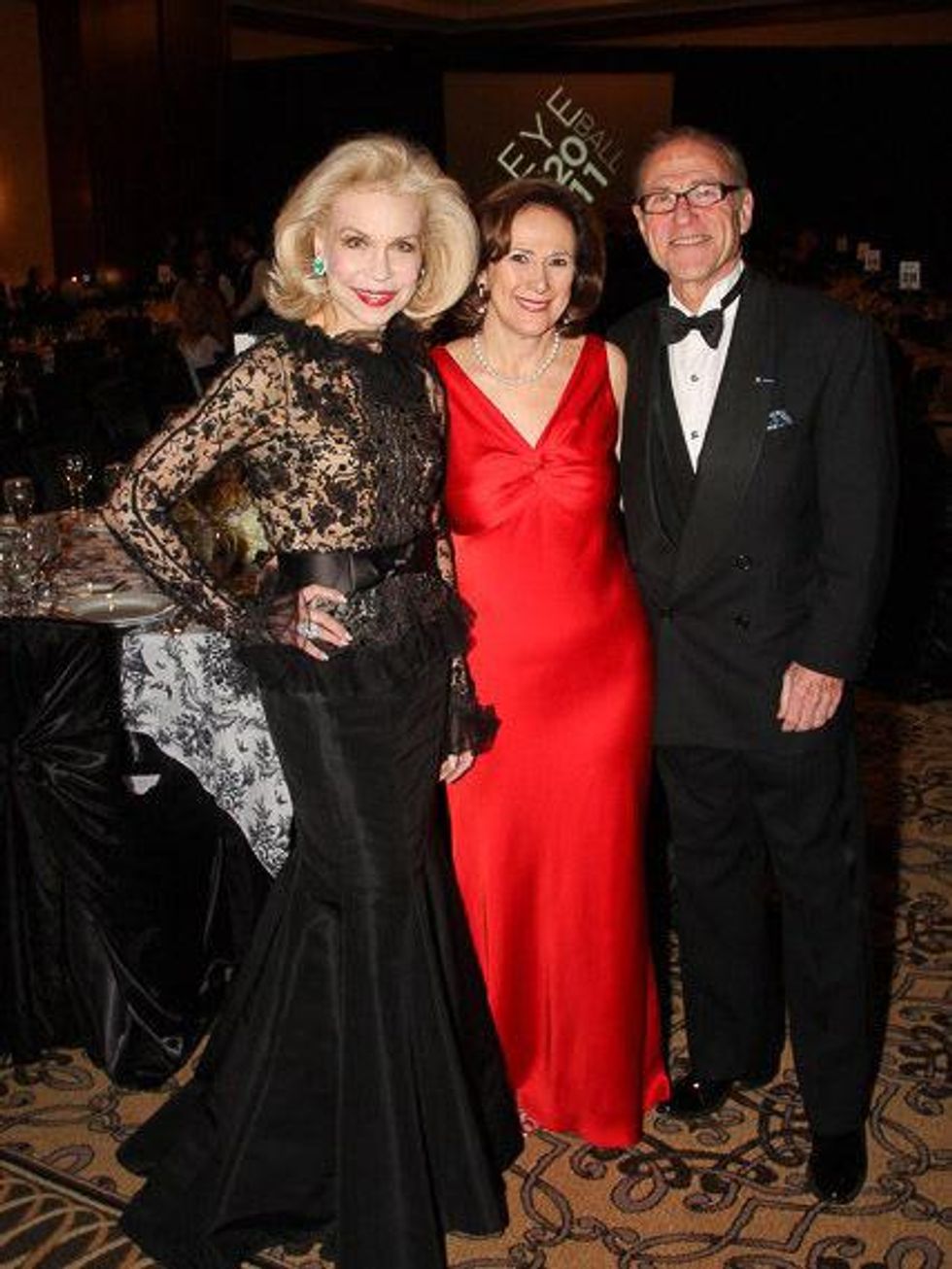 News_Eye Ball 2011_Lynn Wyatt_Franelle Rogers_Robert Sakowitz