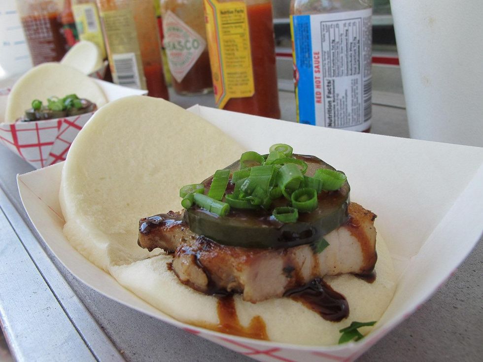 News_food trucks_Eatsie Boys_Pork Snuggie