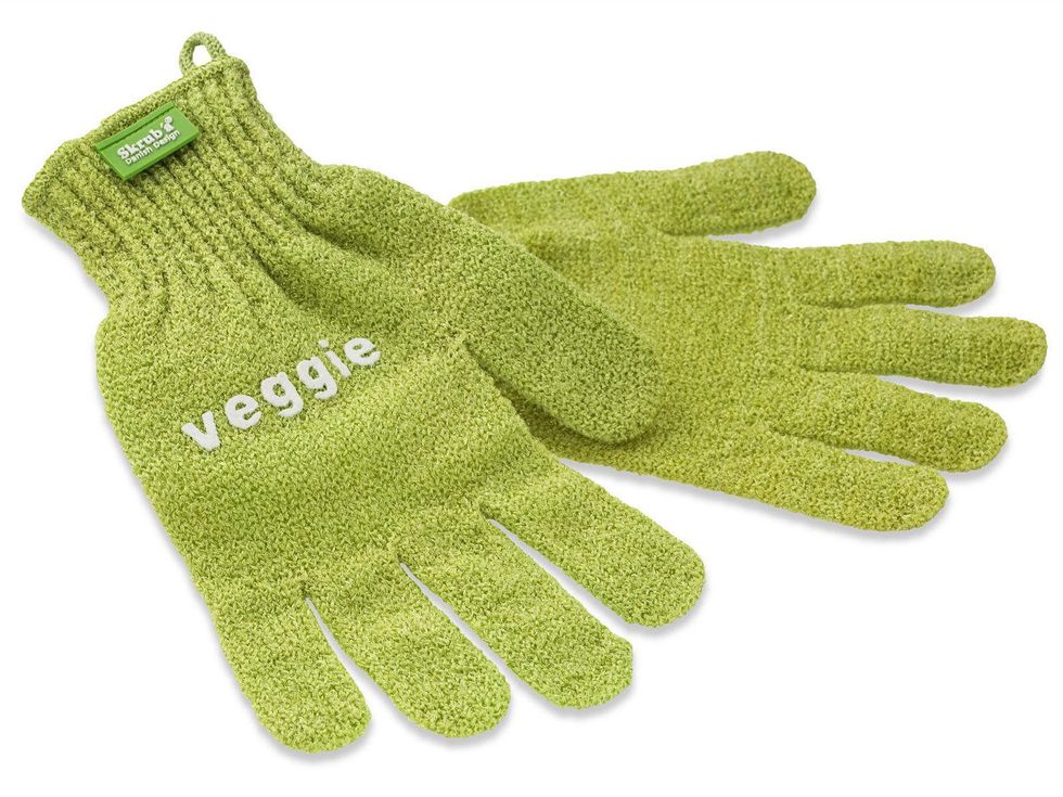 News_Gift Guide 2010_stocking stuffers_Vegetable Scrubbing Gloves_Williams-Sonoma