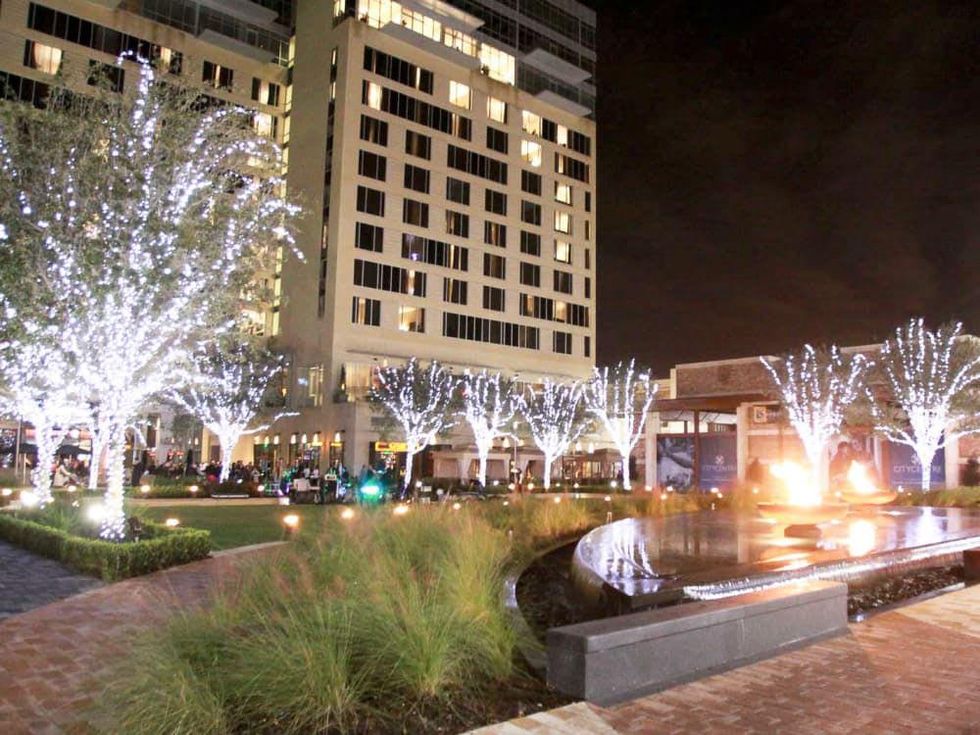 News_Hotel Sorella Grand Opening_Nov. 2009_hotel exterior_night