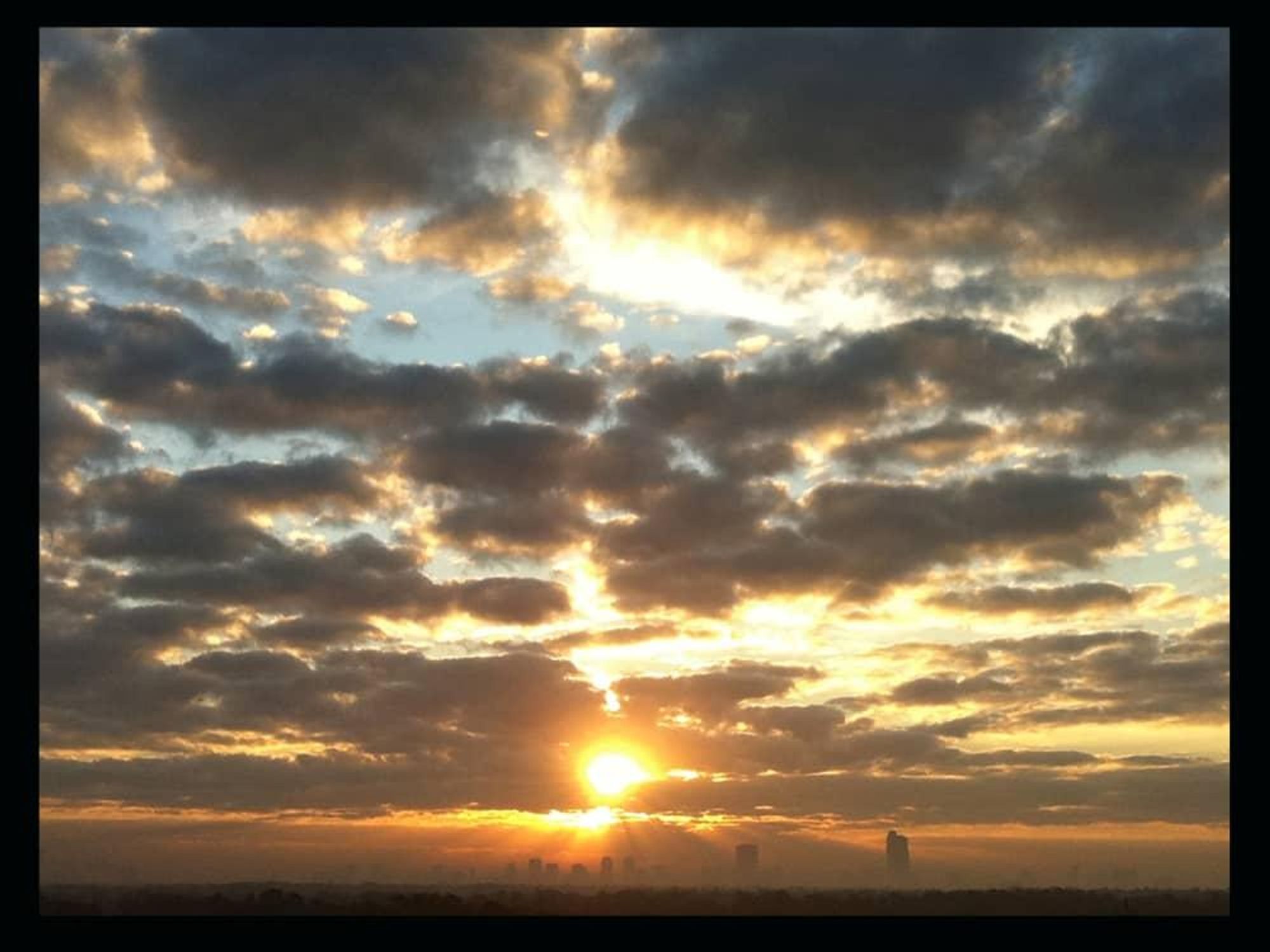 News_Houston 175_photo contest_Catherine Walsh_sunset_Houston skyline_January 2012_8643