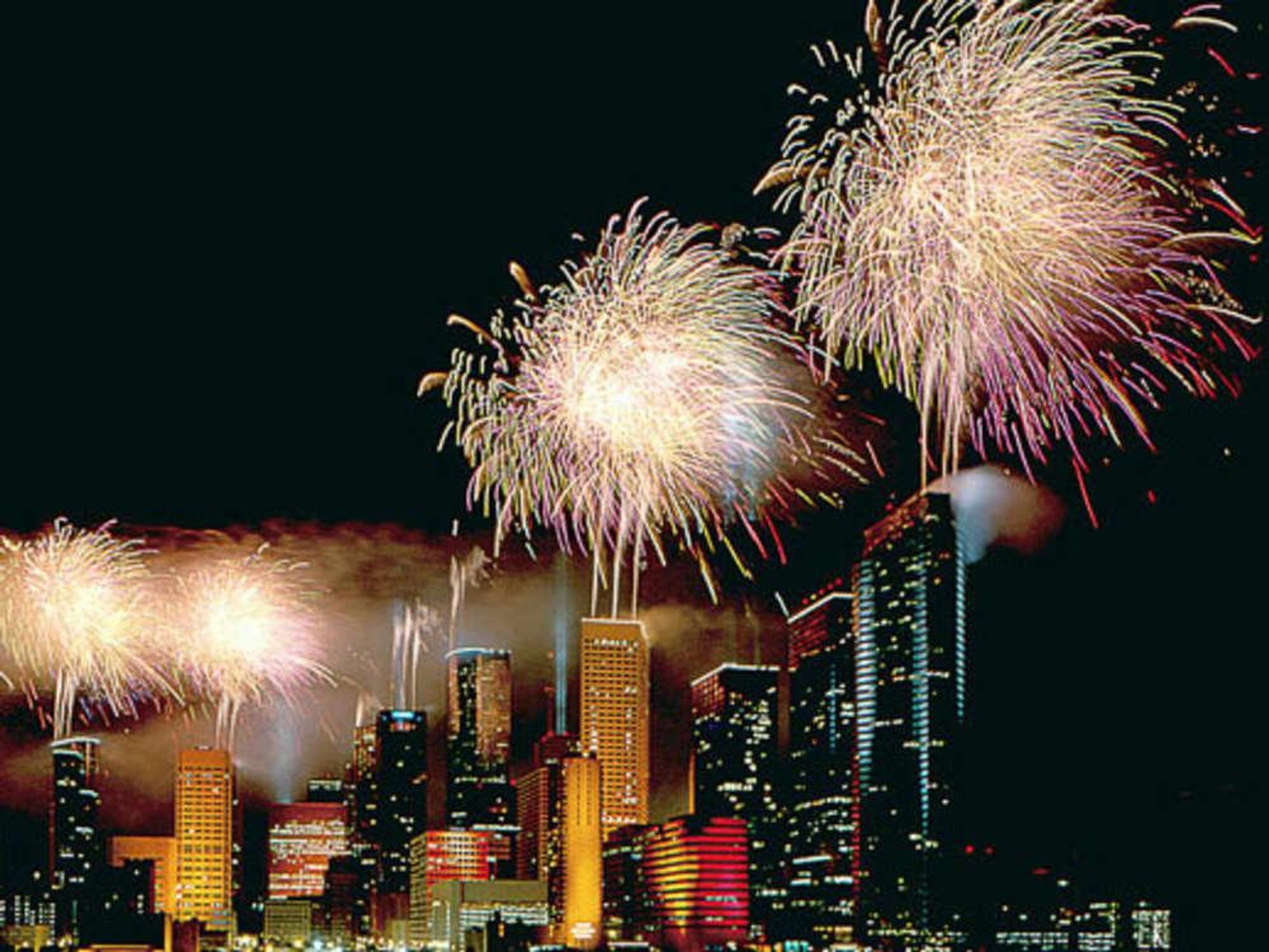 News_Houston_skyline_fireworks_Fourth of July