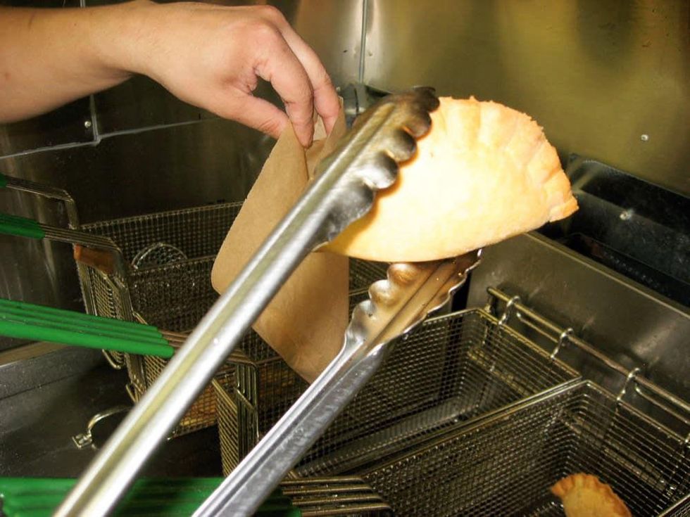 News_Janice Schindeler_food trucks_chicken pie