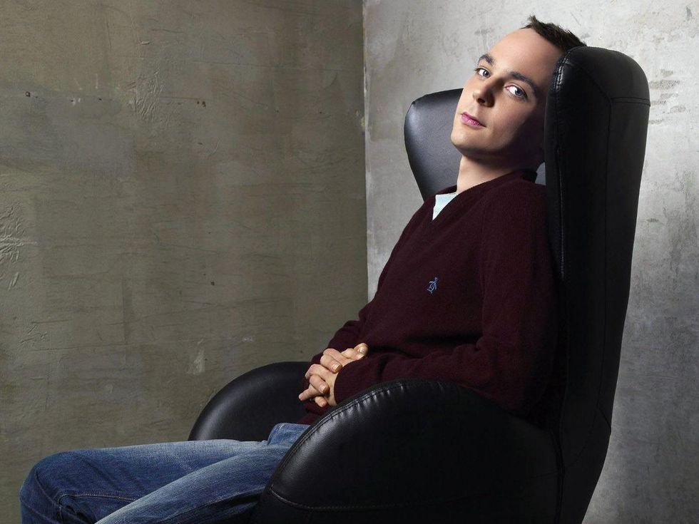News_Jim Parsons_in chair