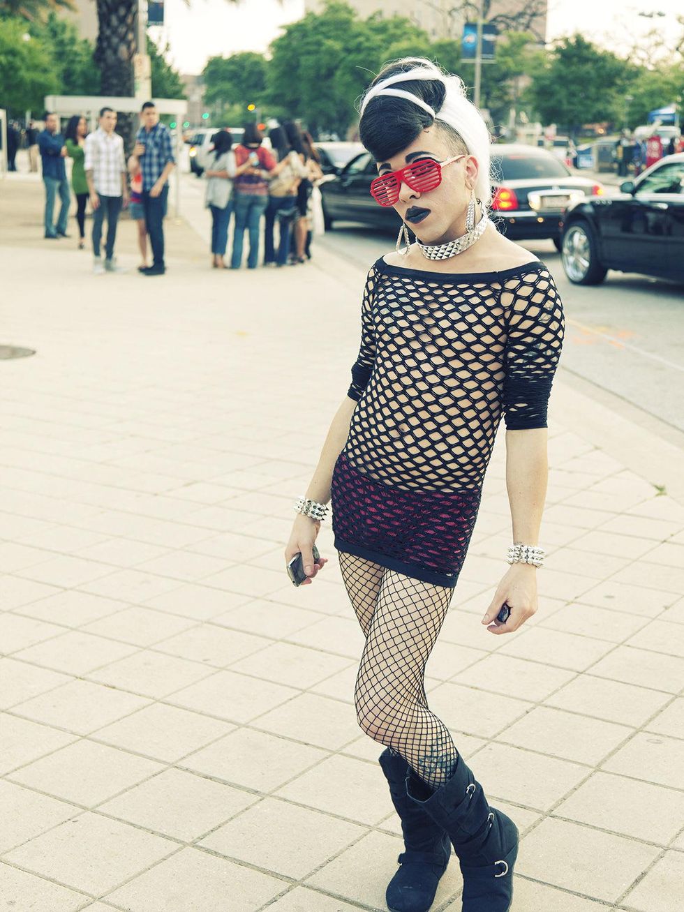 News_Lady Gaga concert_fans_April 2011