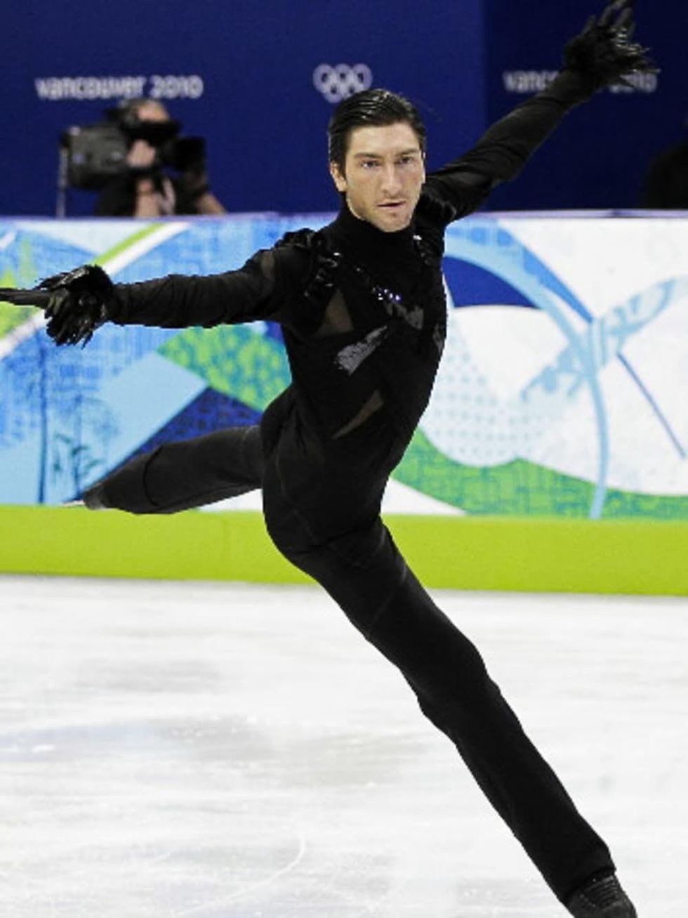 News_male figure skating fashion_Feb 10