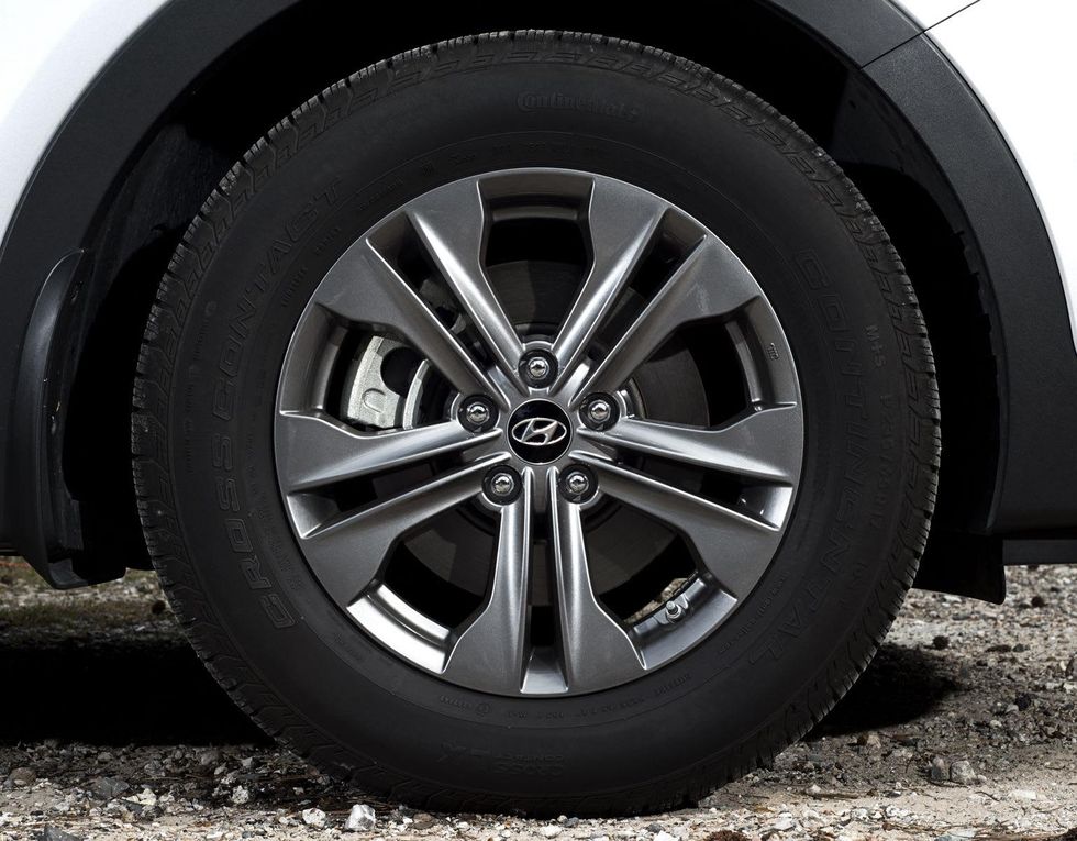 News_March13_HyundaiSantaFe