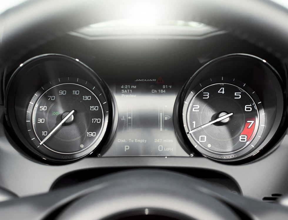 News_May13_JaguarFType