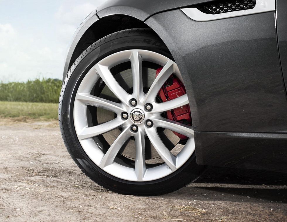 News_May13_JaguarFType