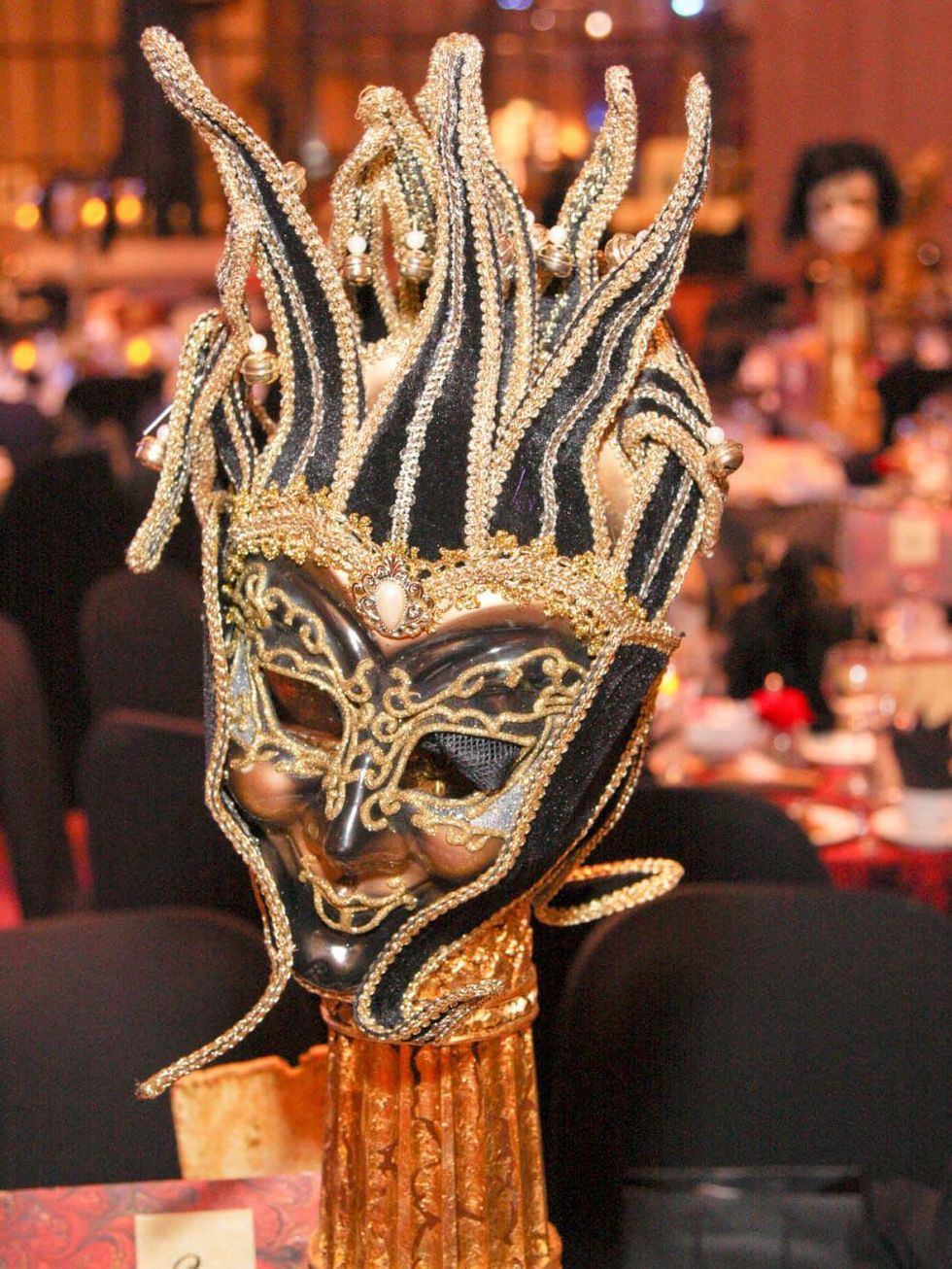 News_Mercury Baroque_March 2010_mask