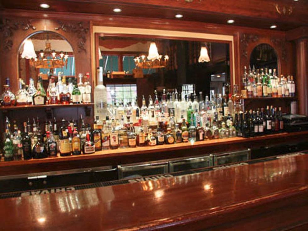 News_Mockingbird Bistro Wine Bar_bar