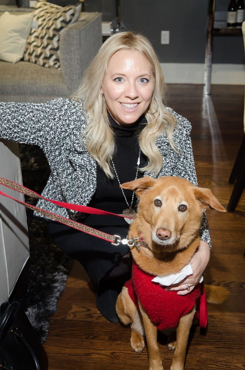 News, PetSet Gifting, Dec. 2015 Catrina McLean