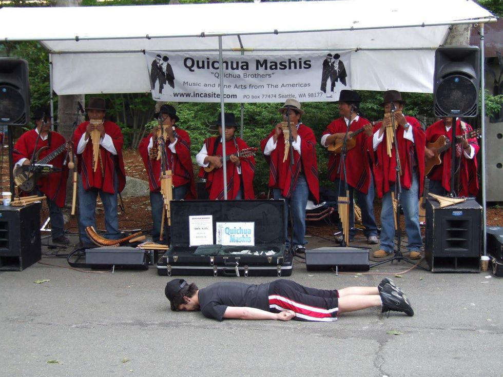 News_planking_mariachi planking
