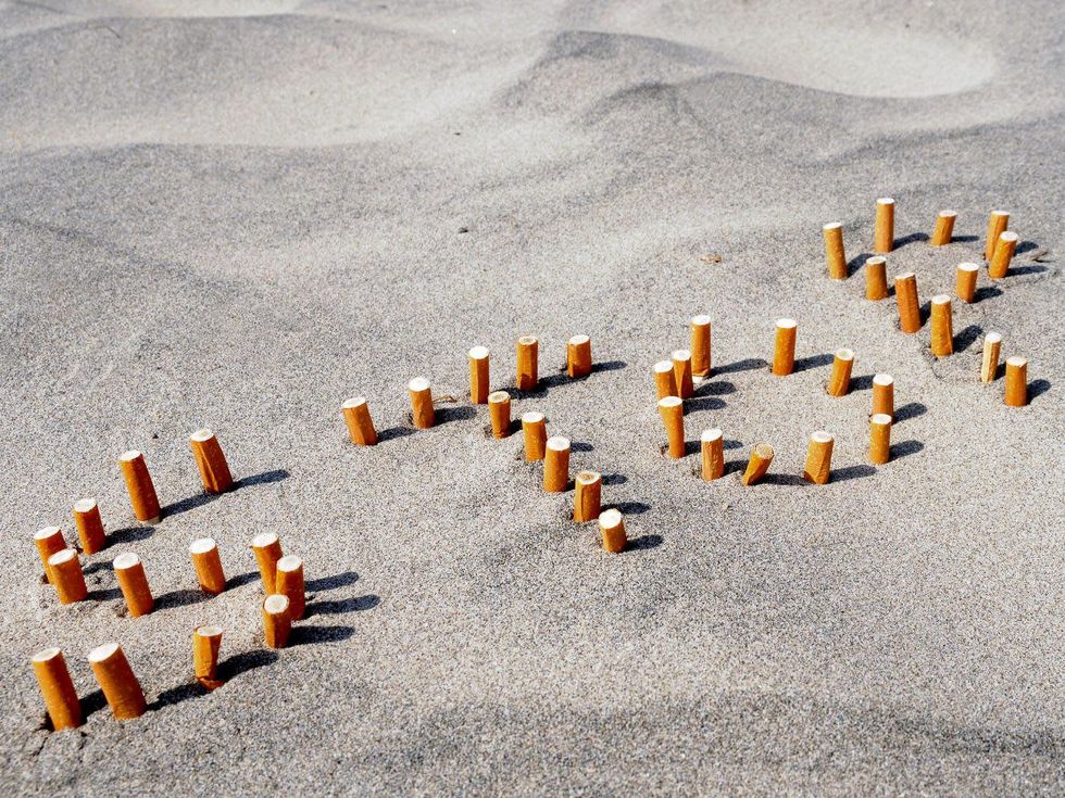 News_resolutions_quit smoking_cigarettes