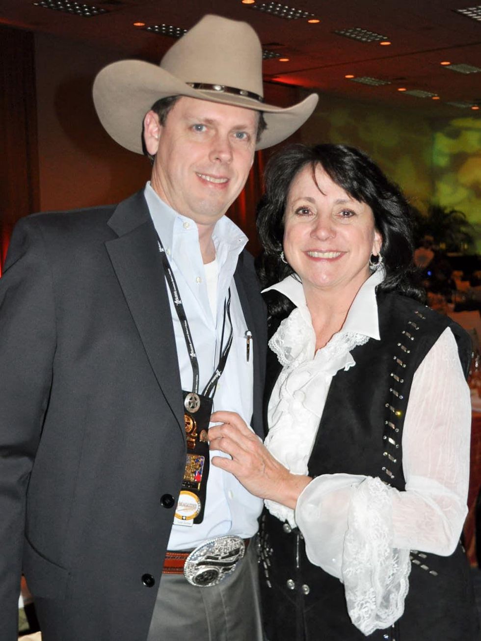 News_Rodeo Wine Auction_March 2010_Todd Zucker_Linda Schmuck