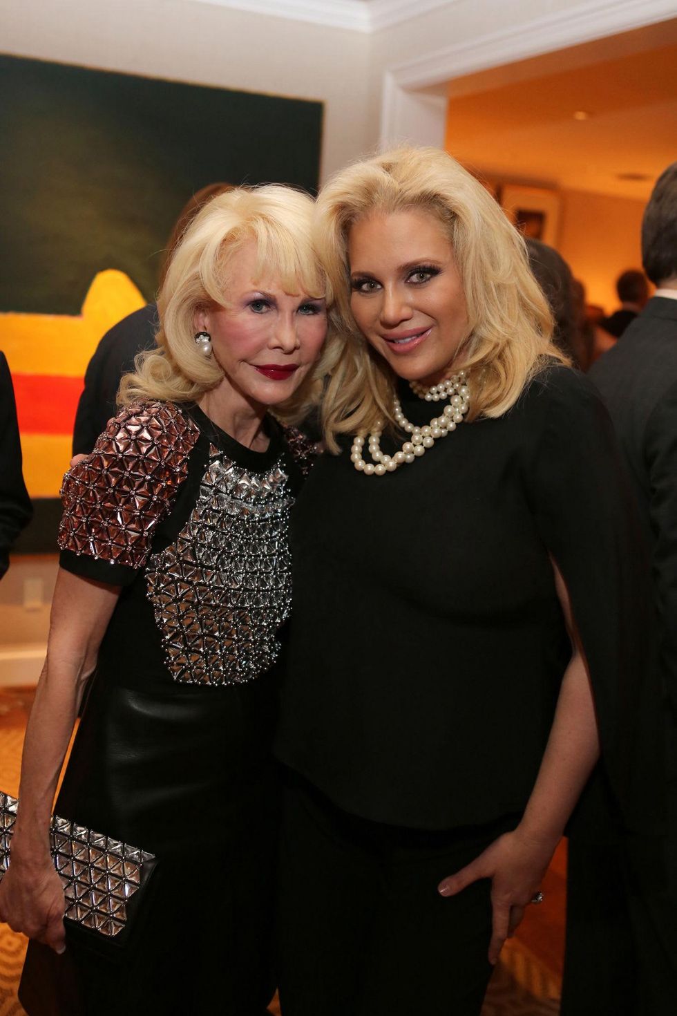 News, Shelby, Alley Theatre Holiday Party, December 2014, Diane Lokey Farb, Kristi Schiller