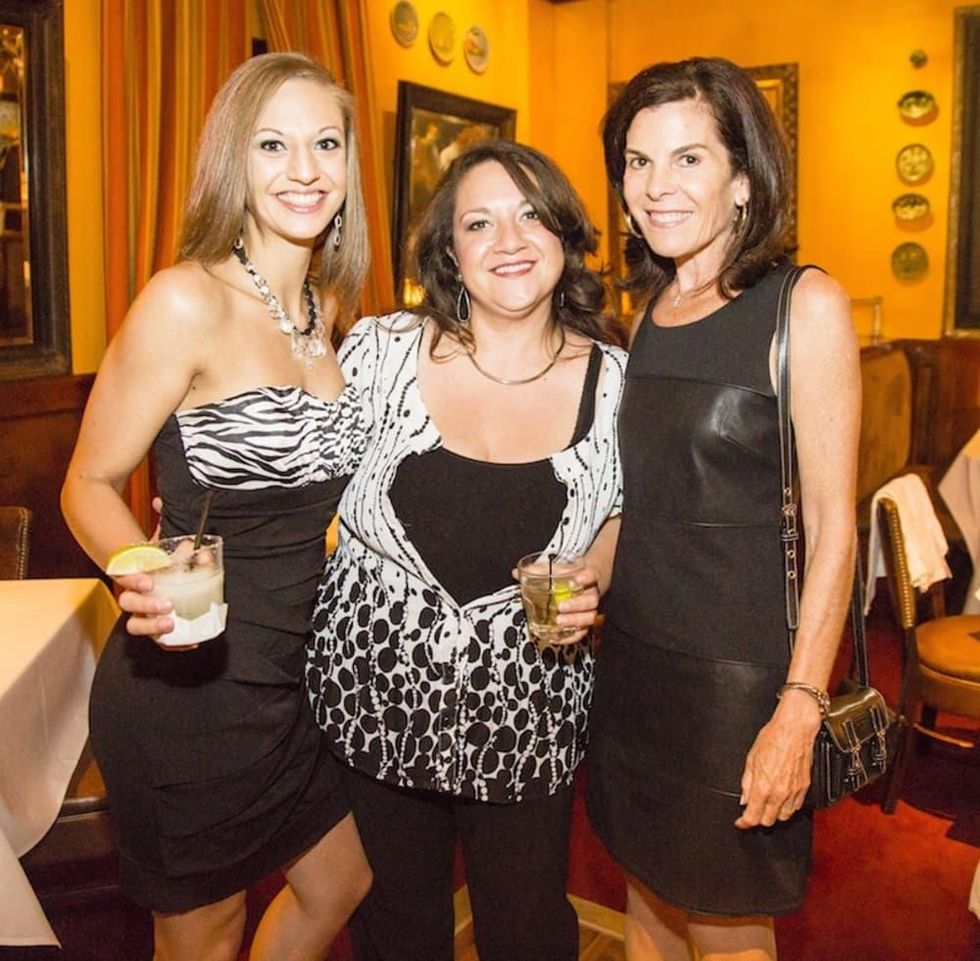 News, Shelby, Beth Muecke b'day, Oct. 2015 Chloe Nieto, Elise Nieto, Marian Cisarik