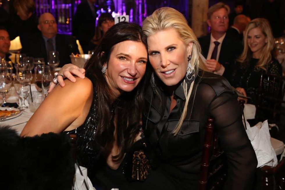 News, Shelby, Catwalk for a Cure, Nov. 2015, Melissa Mithoff, Courtney Hobson