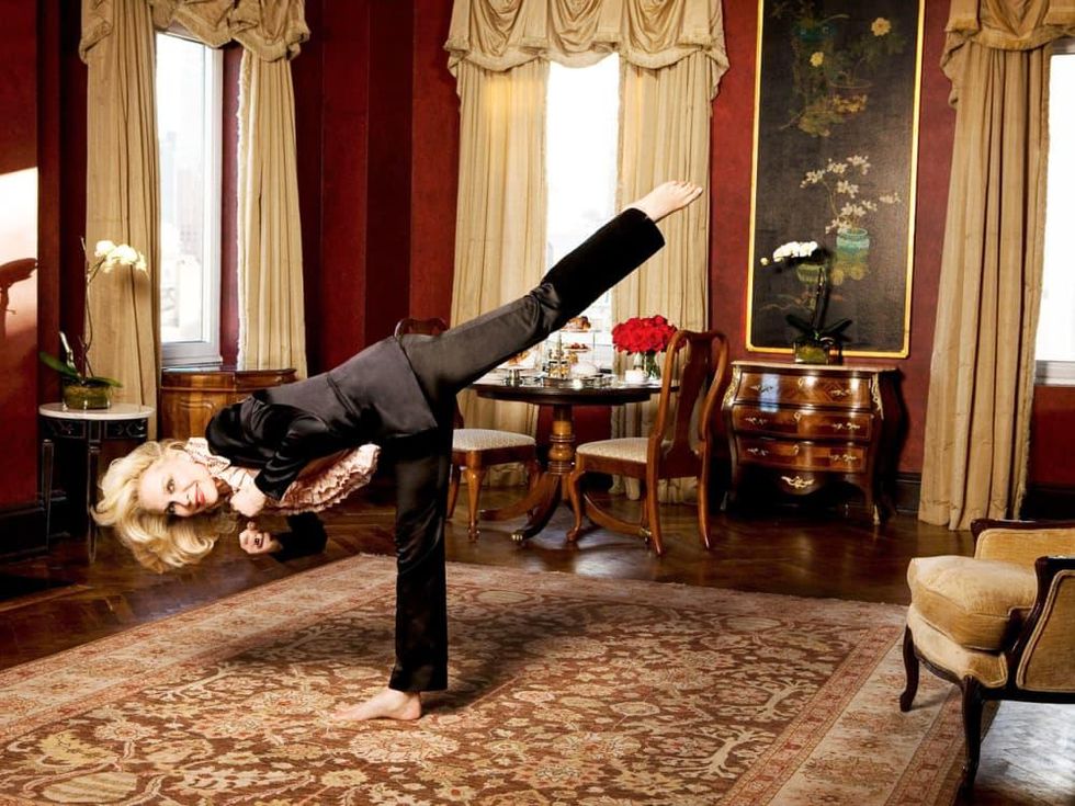 News_Shelby Column_020910_Lynn Wyatt_Gymnastic_Harper's Bazaar