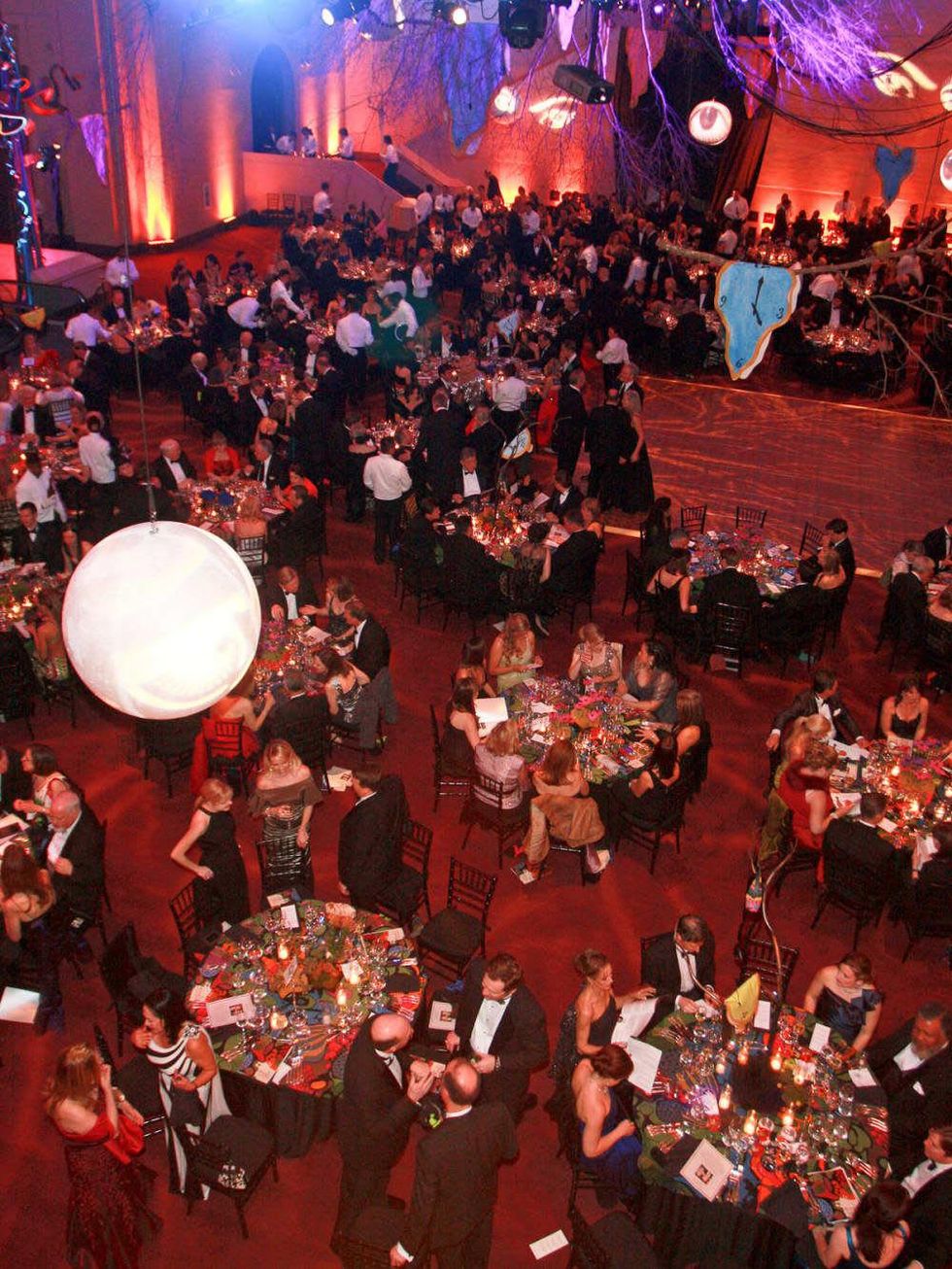 News_Shelby Column_032210_Ballet Ball_tables