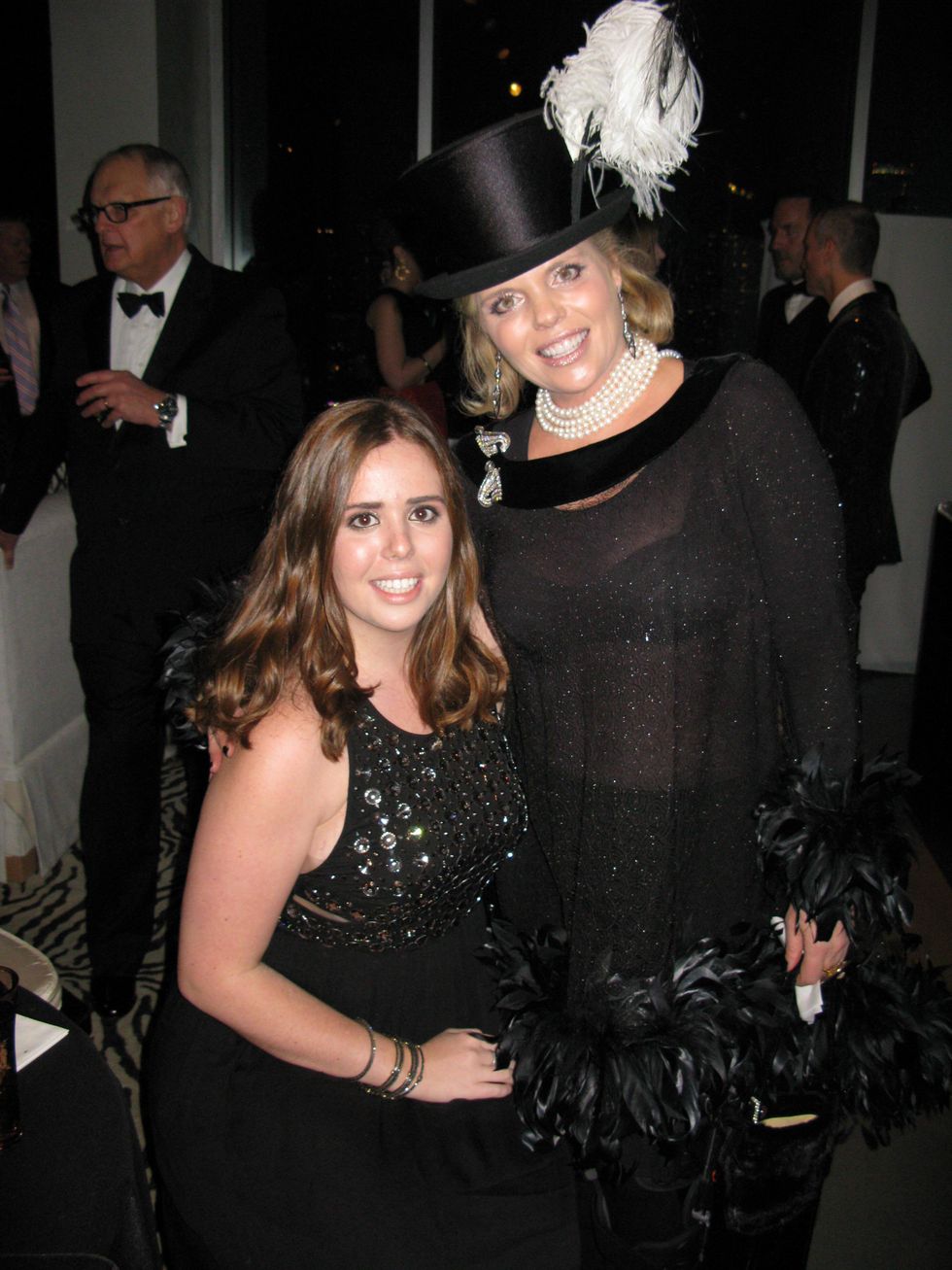 News_Shelby_December 2013_Ceron-todd wedding_Gillian Sarofim_Valerie Sarofim NO RED EYE