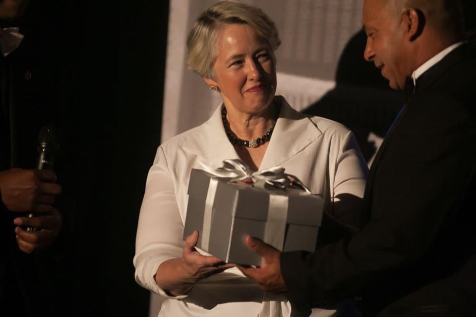 News, Shelby, Ensemble Theatre gala, Aug. 2015, Annise Parer, Scott Minnix