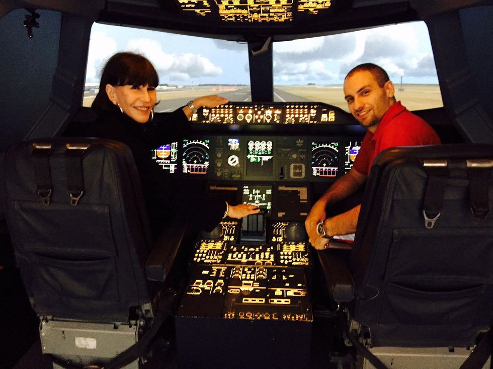 News, Shelby, Fly Emirates, Class, Feb. 2015