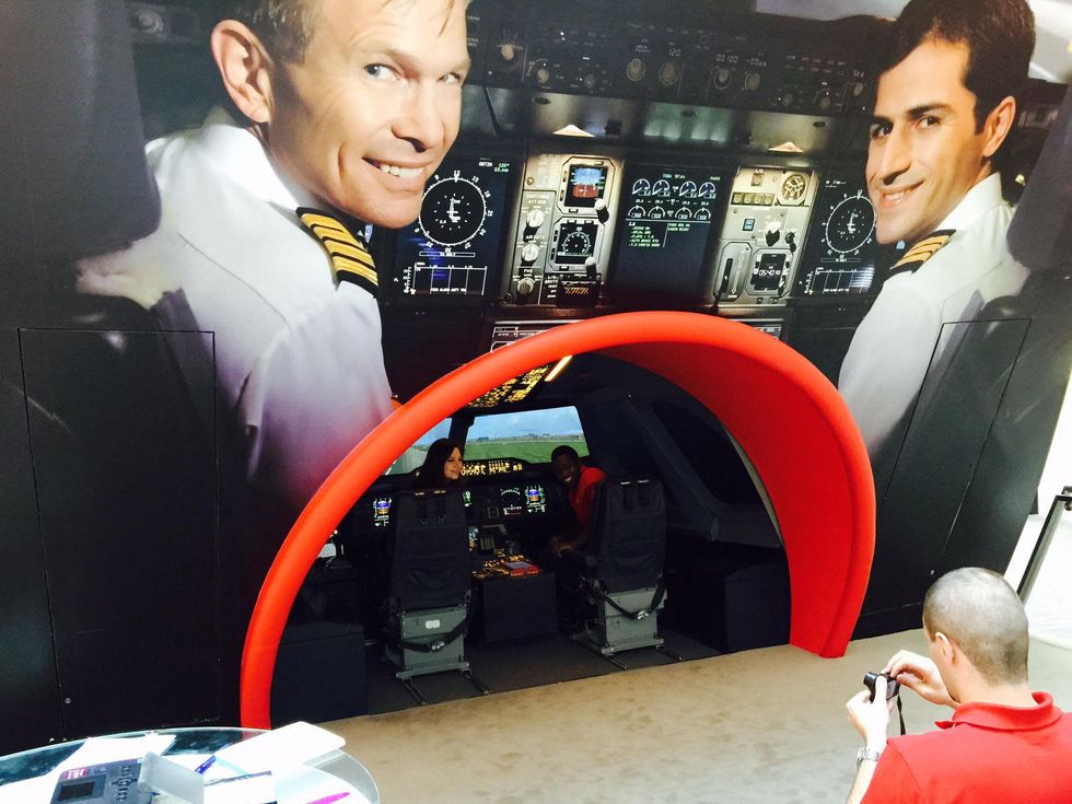 News, Shelby, Fly Emirates, Class, Feb. 2015