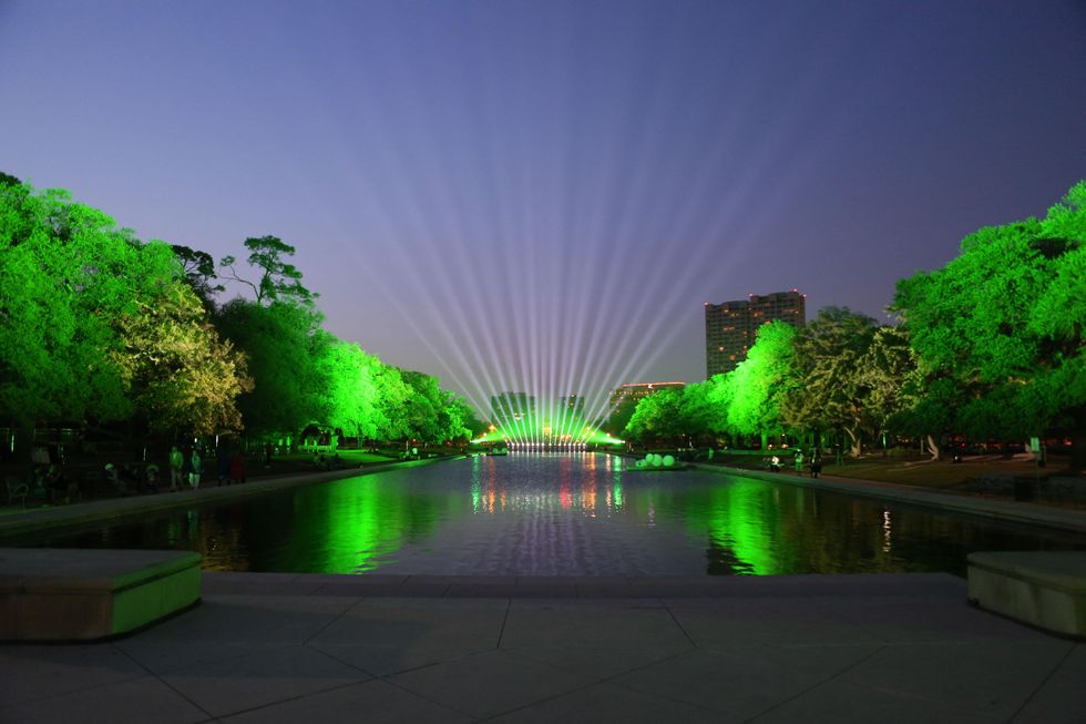 News, shelby, Hermann Park reflection pool, April 2013