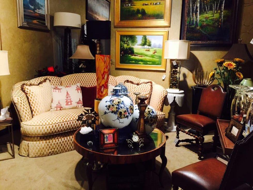 News, Shelby, Houston Design Center, sample sale, Aug. 2015