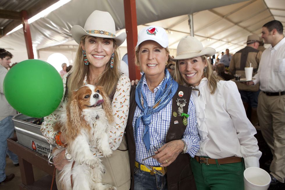 News, Shelby, Jana Arnoldy, Gaye Kelsey; Claudia Craft , MFAH Fine Art of Shooting, March 2014