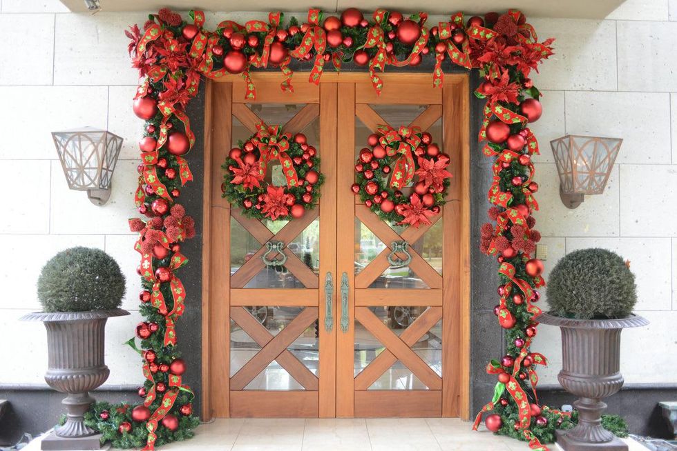 News, Shelby, Kappa Holiday Home Tour, December 2014