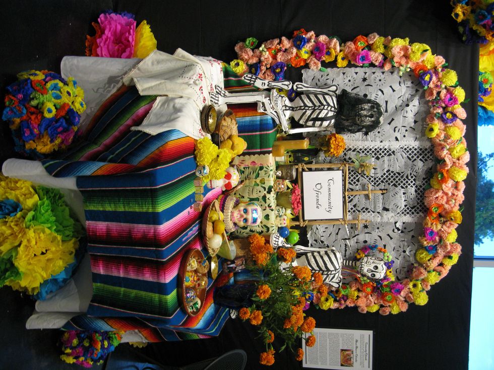 News, Shelby, Lawndale Dias de los Muertos, October 2014, ofrenda