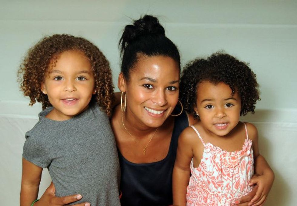 News_Shelby_MD Anderson back to school_Chloe Gordon_Elle Gordon_Gabriel Gordon_August 2013