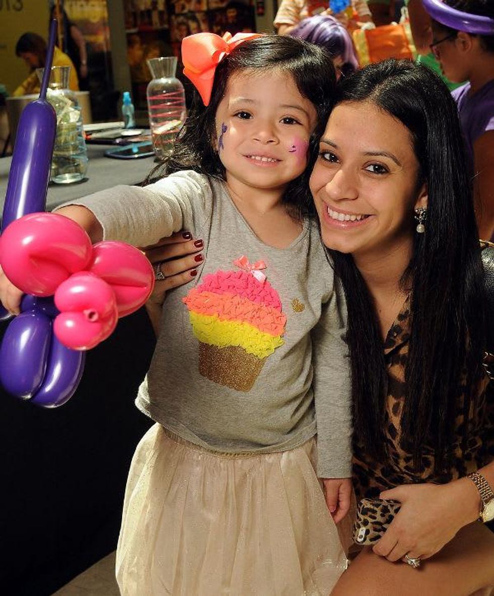 News_Shelby_MD Anderson back to school_Kim McCorkle_Chloe McCorkle_August 2013