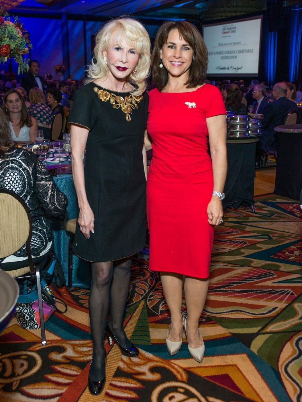 News, Shelby, MD Anderson Living Legend, Nov. 2015, Diane Lokey Farb, Maria Bush