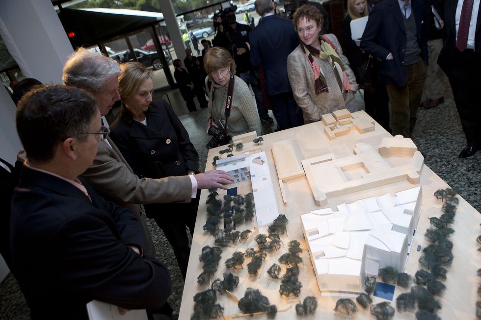 News, Shelby, Museum of Fine Arts donor dinner, guests view model, Jan. 2015