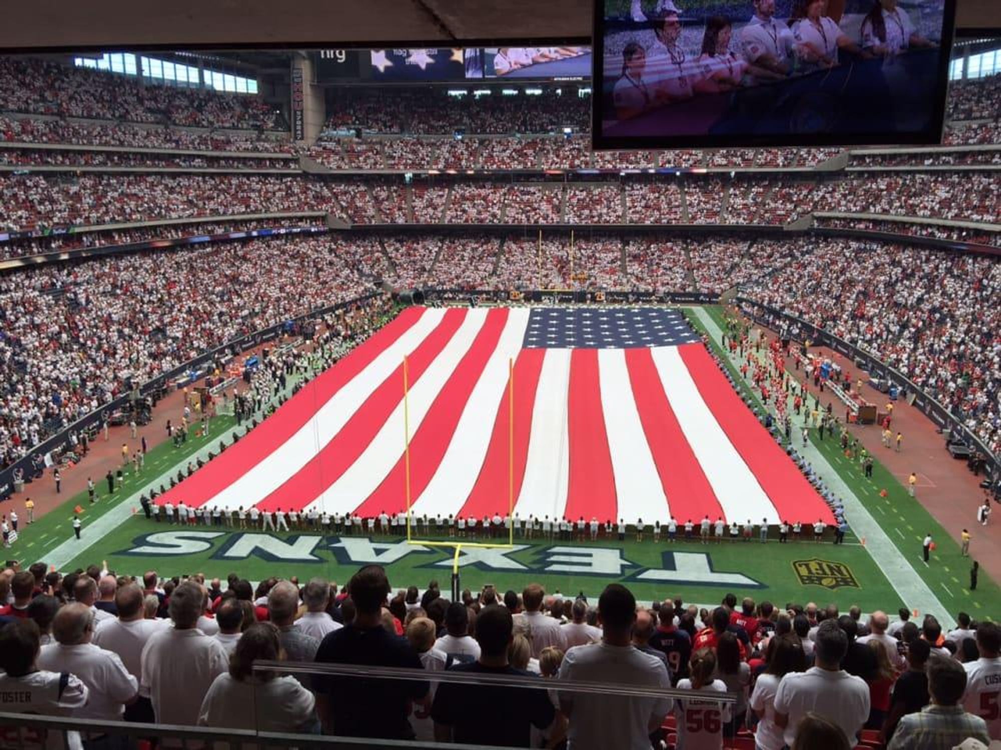News, Shelby, Texans Owners suite, Sept. 2015,