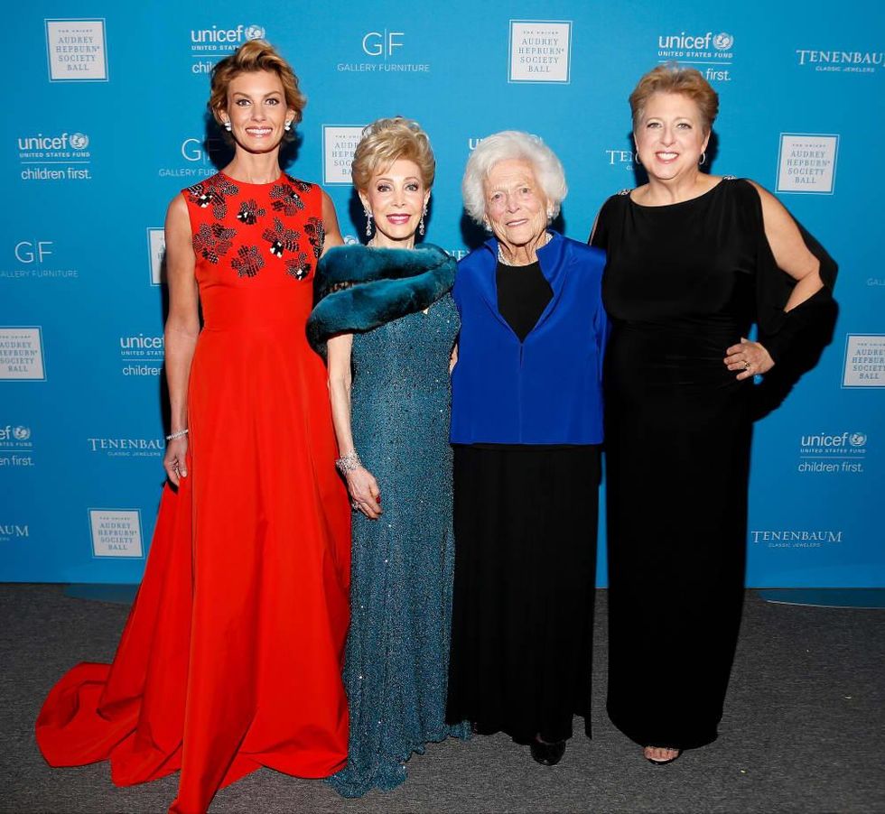 News, Shelby, UNICEF gala, Nov. 2015, Faith Hill, Margaret Alkek Williams, Barbara Bush, Caryl Stern